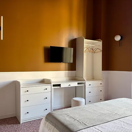 La Nona Casa - Nel Cuore Di Pensión 3*